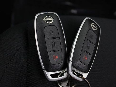 Certified 2023 Nissan Kicks S image 28