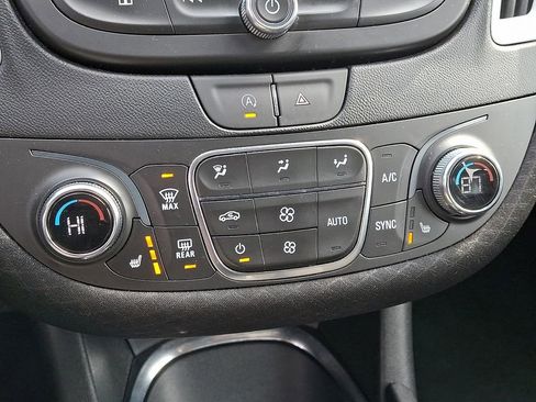 Used 2023 Chevrolet Malibu LT image 18