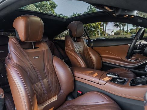Used 2015 Mercedes-Benz S 63 AMG 4MATIC Coupe image 23