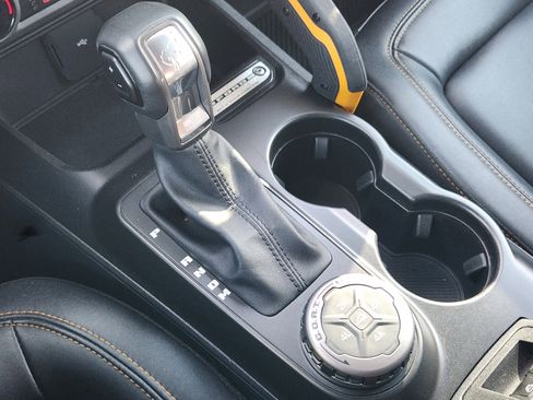 Used 2023 Ford Bronco Badlands w/ Sasquatch Package image 19