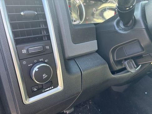 Used 2016 RAM 1500 Big Horn RWD image 5