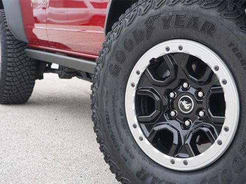 Certified 2021 Ford Bronco Badlands AWD/4WD image 2