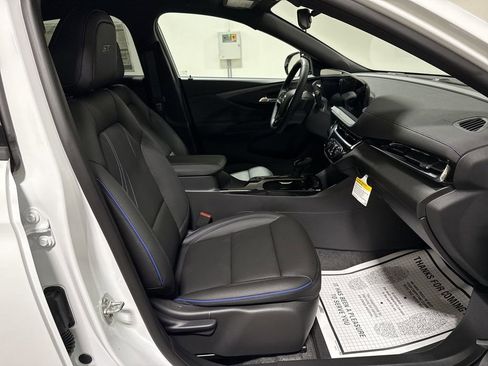 New 2026 Buick Envista Sport Touring image 21