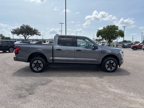 Certified 2023 Ford F150 Lightning XLT AWD/4WD image 4