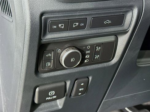 Used 2021 Ford F150 Lariat image 11