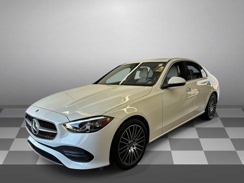 Used 2023 Mercedes-Benz C 300 4MATIC Sedan image 3