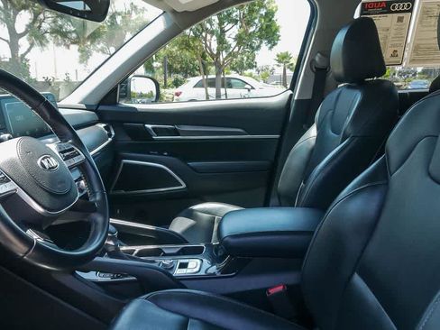 Used 2020 Kia Telluride S FWD image 18