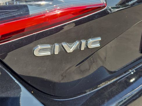 Used 2023 Honda Civic Sport image 21