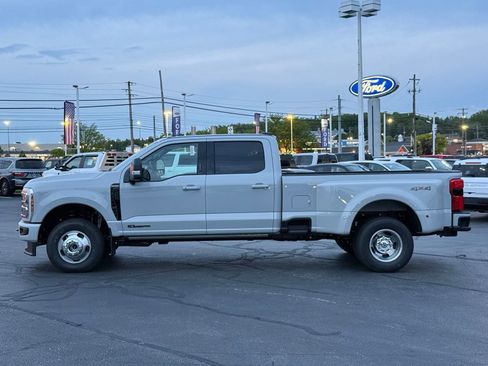 New 2026 Ford F350 Platinum AWD/4WD image 2