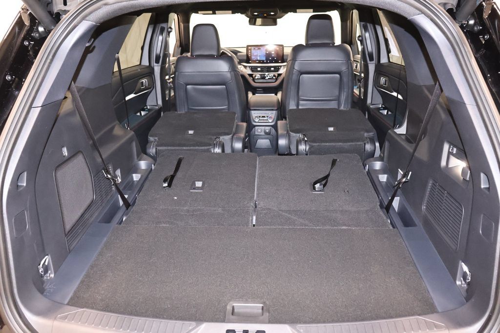 New 2027 Ford Explorer ST-Line w/ Premium Package AWD/4WD image 34