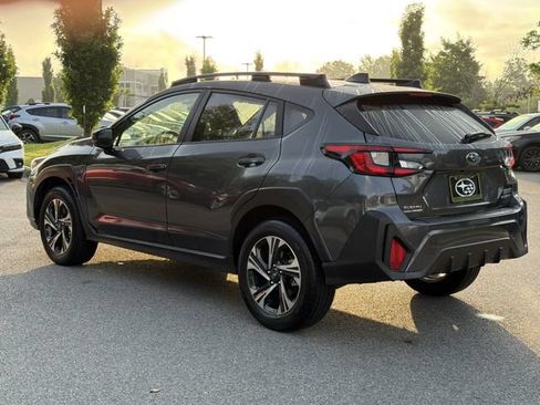 Used 2024 Subaru Crosstrek 2.0i Premium AWD/4WD image 5
