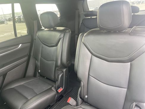 Certified 2023 Cadillac XT6 Sport w/ Technology Package image 38