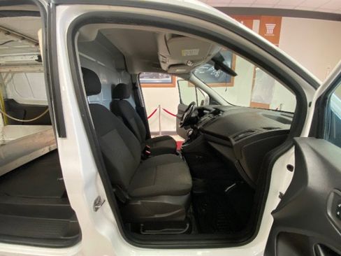 Used 2017 Ford Transit Connect XL FWD image 12