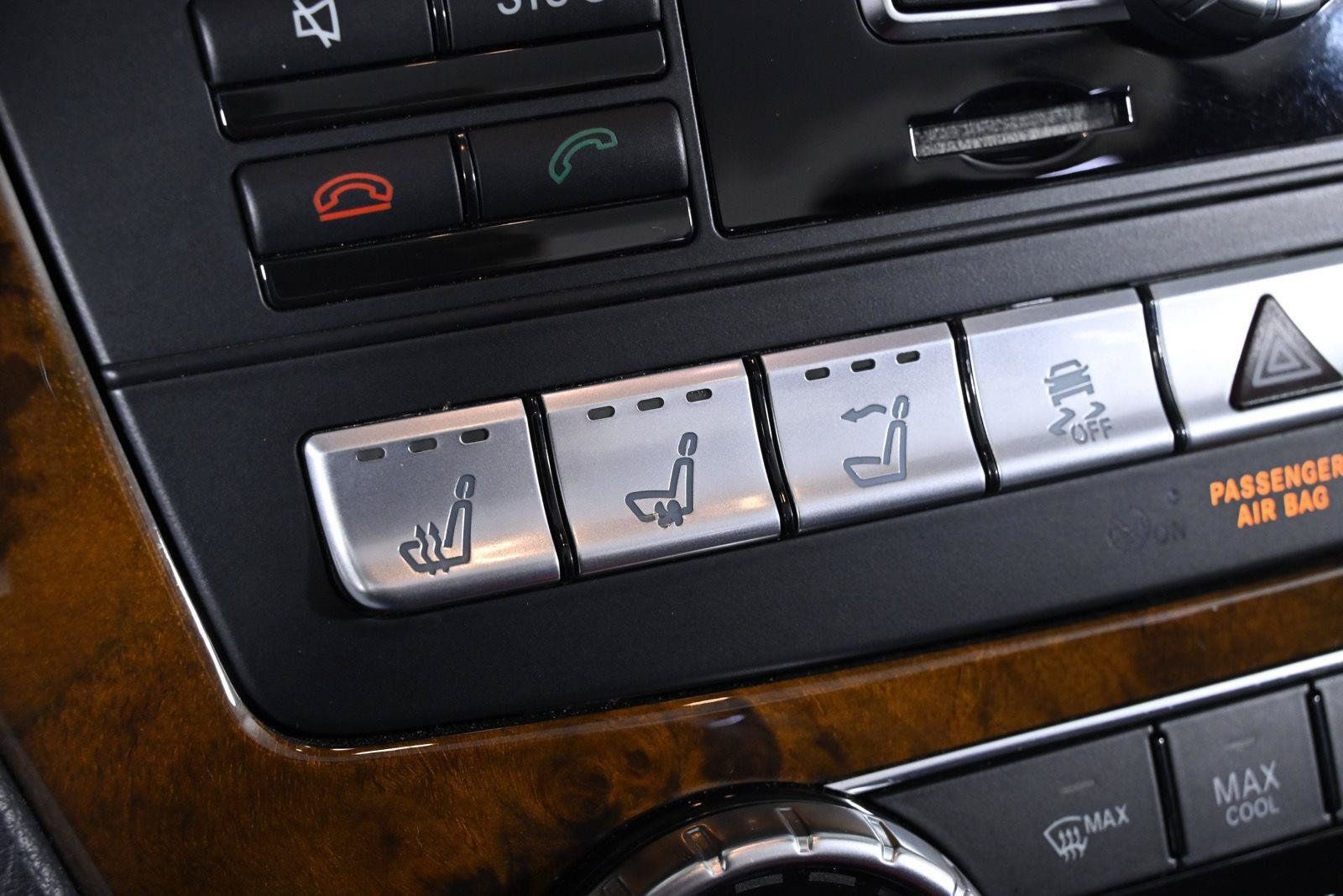 Used 2013 Mercedes-Benz SL 550 image 26