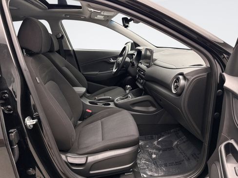 Used 2023 Hyundai Kona SEL w/ Convenience Package image 18