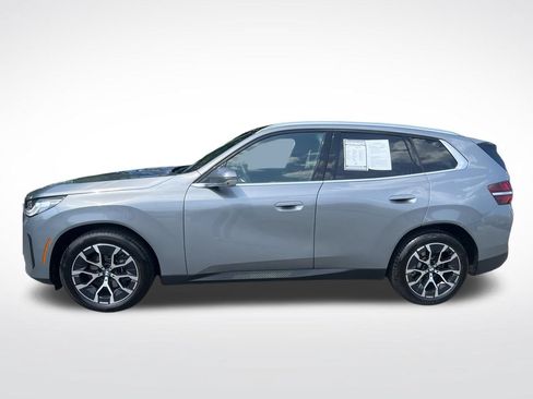 Used 2025 BMW X3 xDrive30i AWD/4WD image 2
