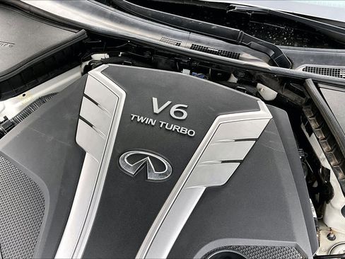 Used 2018 INFINITI Q60 3.0t Luxe image 30