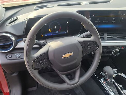 New 2026 Chevrolet Trax LT image 20