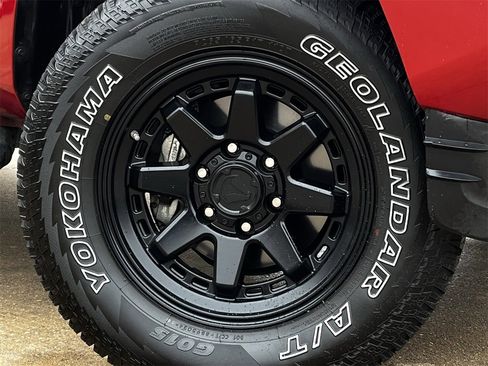 Used 2023 Toyota Tacoma SR image 28