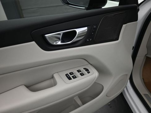 New 2026 Volvo XC60 B5 Ultra w/ Protection Package Premier image 10