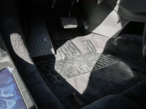 Used 2024 Jaguar I-PACE R-Dynamic HSE AWD/4WD image 17