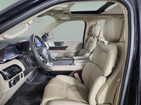Used 2021 Lincoln Navigator L Reserve image 14