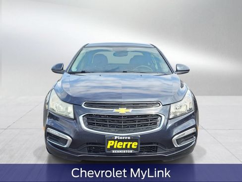 Used 2016 Chevrolet Cruze LT w/ Technology Package FWD image 7