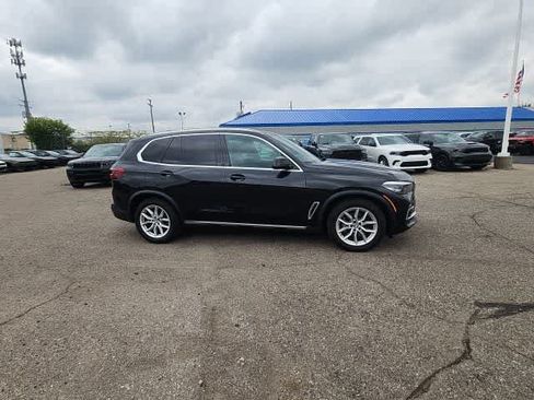 Used 2019 BMW X5 xDrive40i w/ Convenience Package AWD/4WD image 10