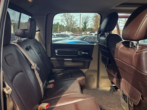 Used 2018 RAM 2500 Longhorn image 28