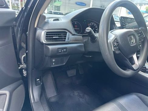 Used 2018 Honda Accord EX image 20