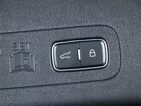 Used 2025 Lincoln Aviator Reserve w/ Jet Appearance Package AWD/4WD image 32