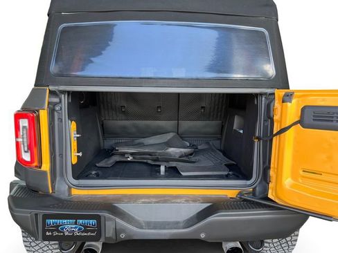 Certified 2022 Ford Bronco Badlands w/ Sasquatch Package image 17