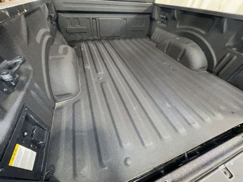 Used 2024 Ford F150 Platinum w/ FX4 Off-Road Package image 34