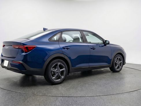 Used 2025 Kia K4 FWD image 9
