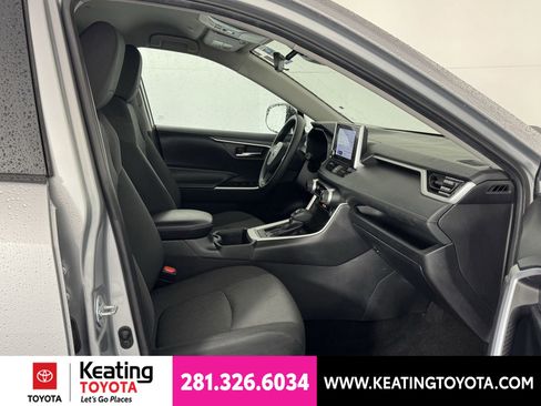 Certified 2024 Toyota RAV4 XLE FWD image 22