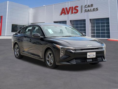 Used 2025 Kia K4 FWD image 3