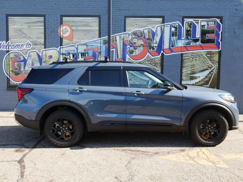 Used 2026 Ford Explorer Tremor w/ Tremor Ultimate Package AWD/4WD image 38