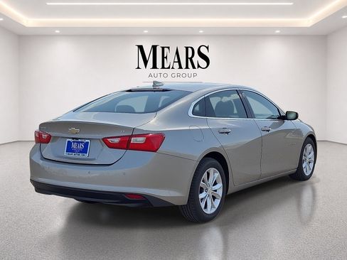Used 2024 Chevrolet Malibu LT FWD image 5
