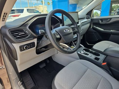 Used 2023 Ford Escape Active FWD image 12