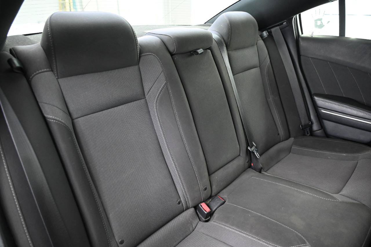 Used 2017 Dodge Charger R/T RWD image 35