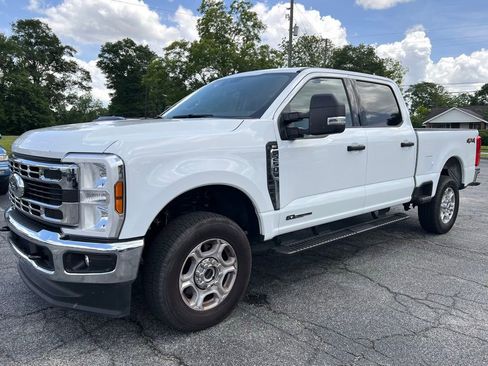 Used 2026 Ford F250 XLT AWD/4WD image 7