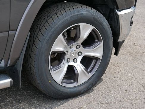 Used 2022 RAM 1500 Laramie AWD/4WD image 12