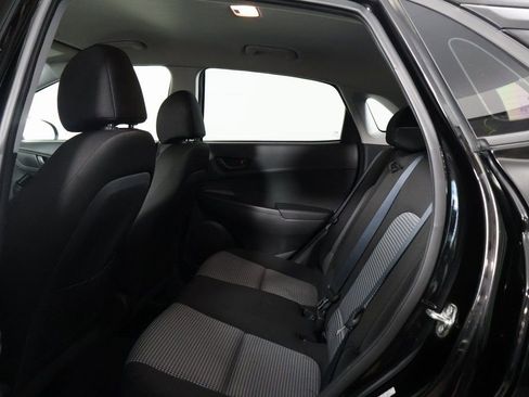 Used 2021 Hyundai Kona SE w/ Cargo Package image 11