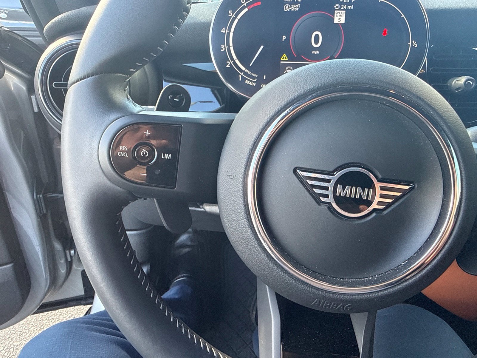 Used 2024 MINI Cooper S FWD image 18