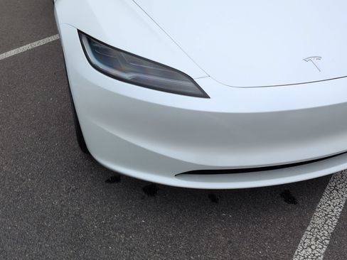 Used 2024 Tesla Model 3 Standard Range RWD image 10