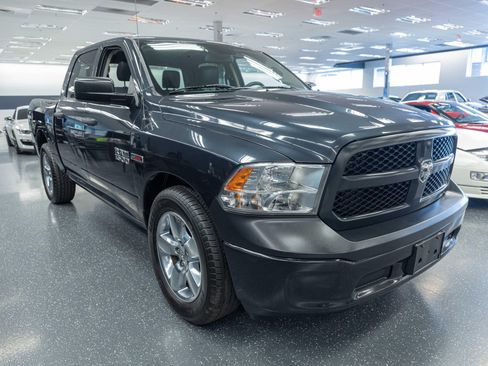Used 2014 RAM 1500 Tradesman RWD image 3