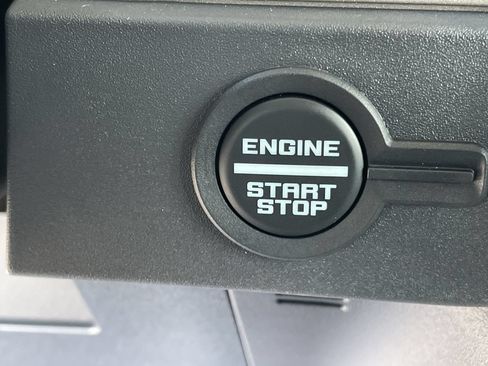 New 2026 Ford Bronco Outer Banks AWD/4WD image 33