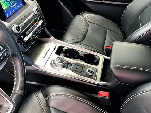 Used 2020 Ford Explorer ST w/ ST Street Pack image 17