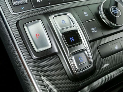 Used 2023 Hyundai Santa Fe SEL FWD image 17