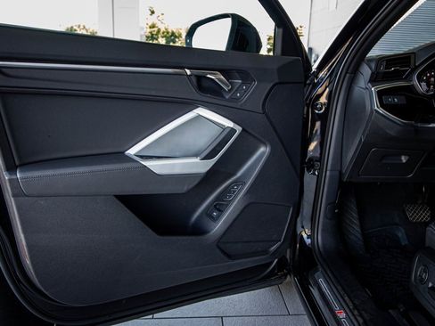 Used 2023 Audi Q3 2.0T Premium Plus w/ Premium Plus Package image 23